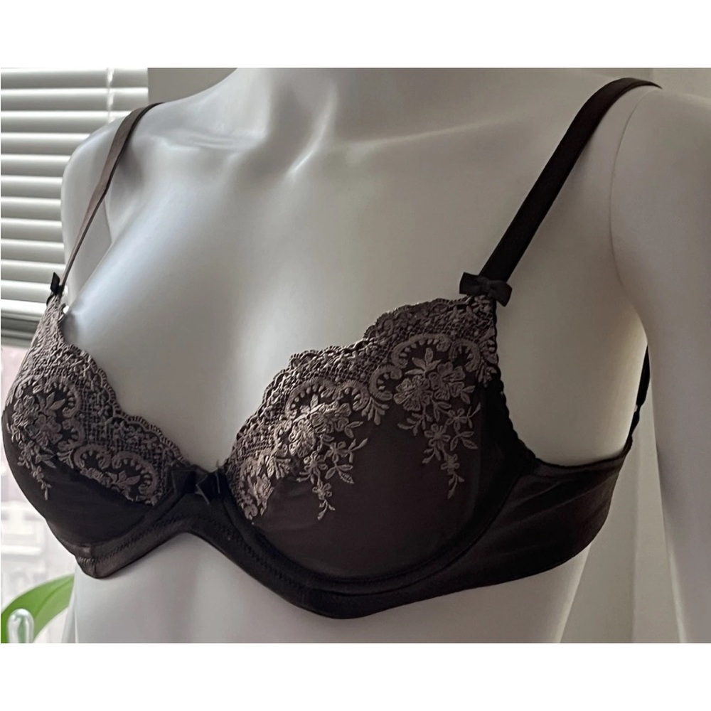 Le Foglie Brown Stretch Push Up Underwire Bra Lace Embroidered Details 34B Italy